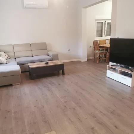 House With A Parking Space - 24453 * 자다르