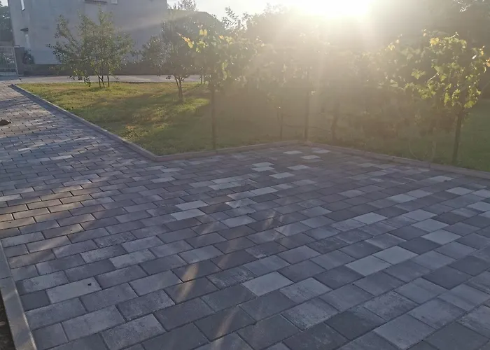 House With A Parking Space - 24453 * زادار