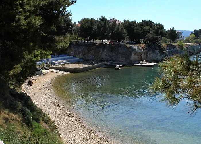 بيت للعطل House With A Parking Space - 24453 زادار